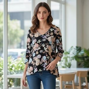 Tristan Women's Feminine Romantic Black Floral V-Neck Layered Blouse Size S